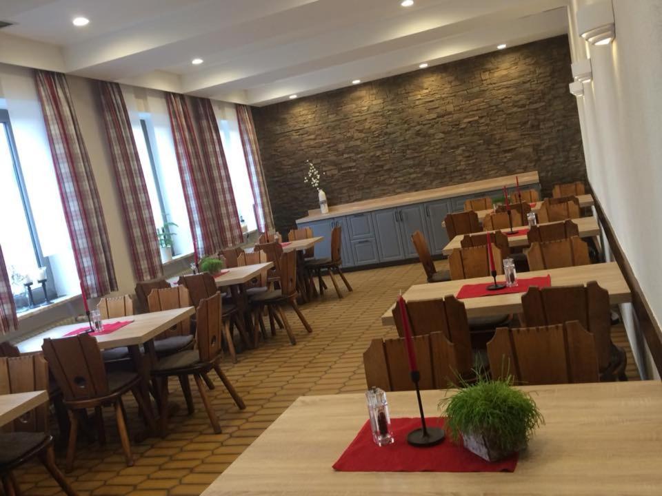 Landgasthof Zum Goldenen Loewen Moosbach  Exterior photo